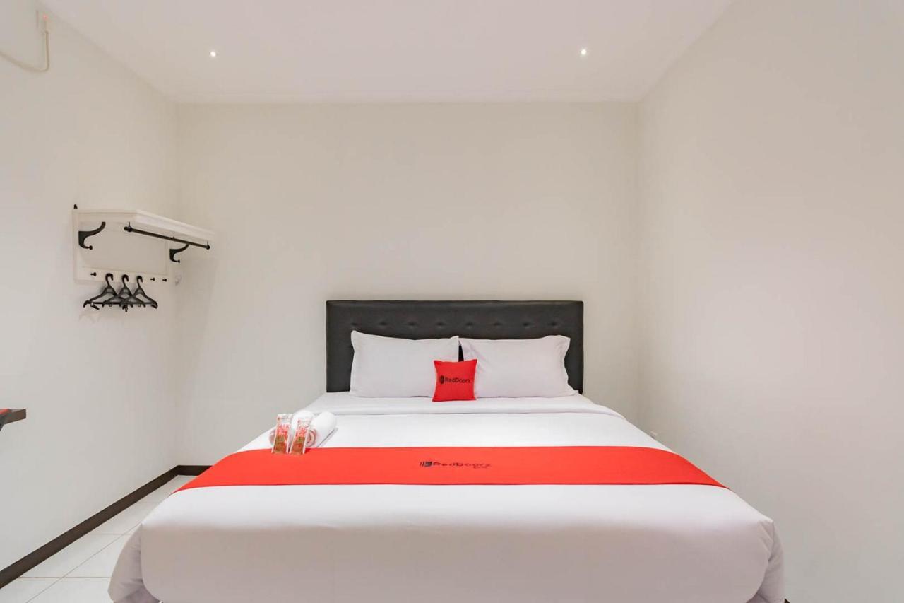 Reddoorz Plus @ Pakuan Residence Tajur Bogor Eksteriør billede