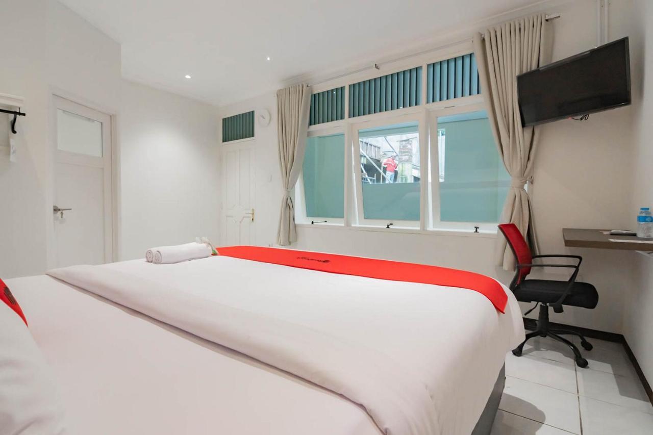 Reddoorz Plus @ Pakuan Residence Tajur Bogor Eksteriør billede