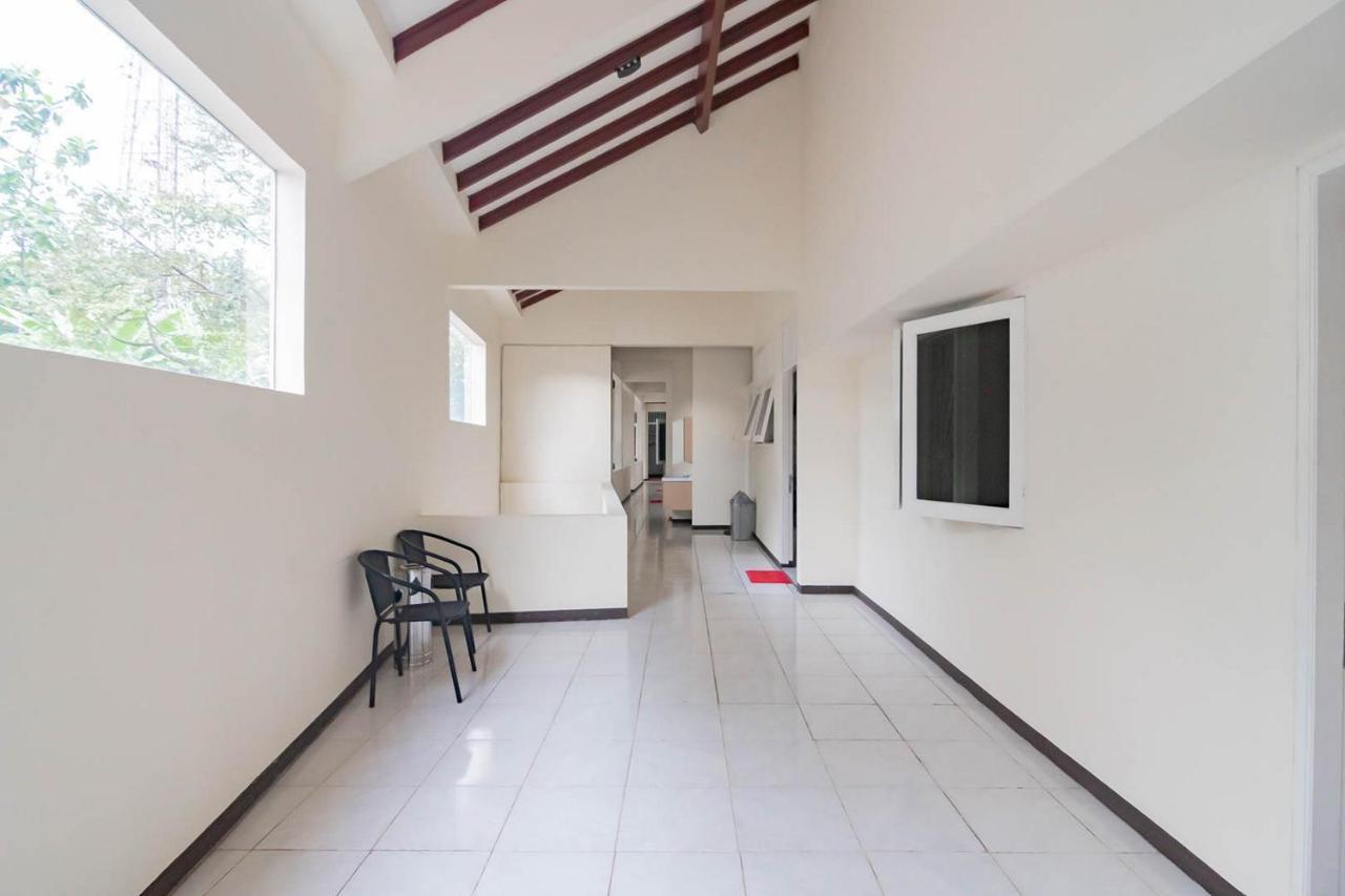 Reddoorz Plus @ Pakuan Residence Tajur Bogor Eksteriør billede